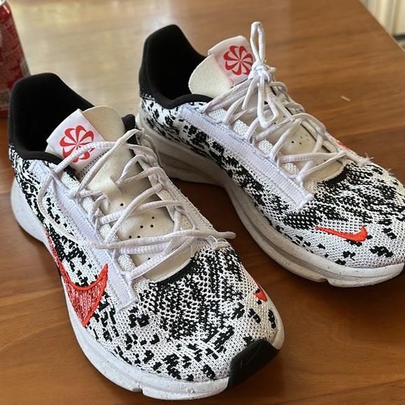 Nike Shoes - Nike
Women's SuperRep Go 3 Next Nature Fly Knit Training Sneakers